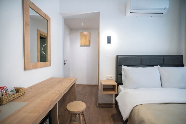 Room 20 of 57