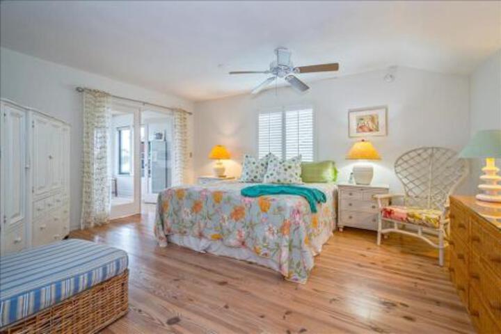 Hotel Boca Grande Shores