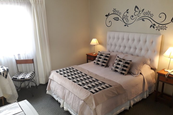 Room 2 of 26