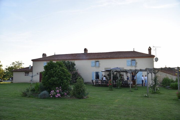 Photo 10