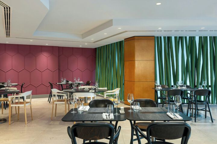 Dining 49 of 65