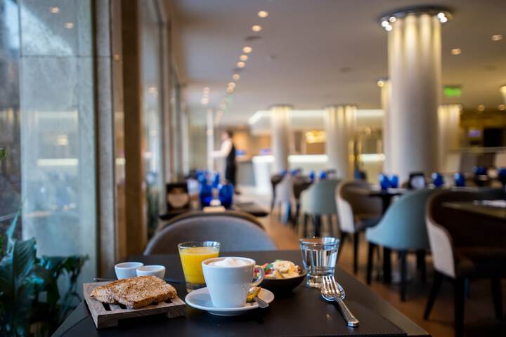 Breakfast/Coffee Service 55 of 77