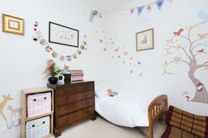 Room 10 of 29