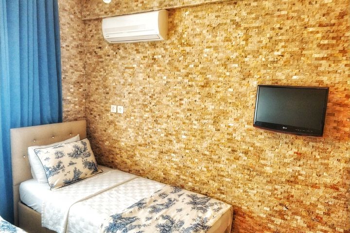 Room 10 of 22