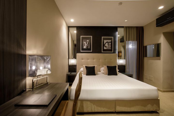 Room 98 of 289