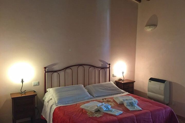 Room 49 of 62