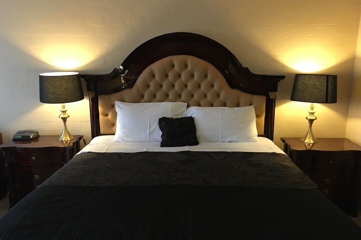 Room 11 of 61