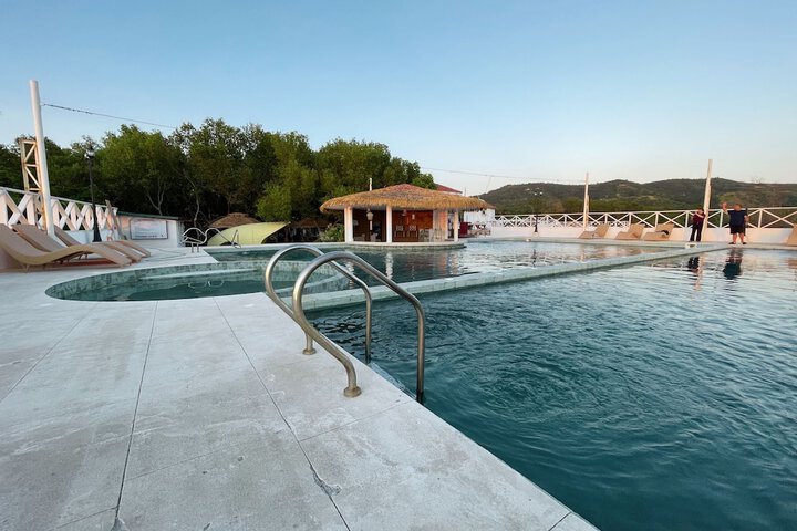 Pool 67 of 106