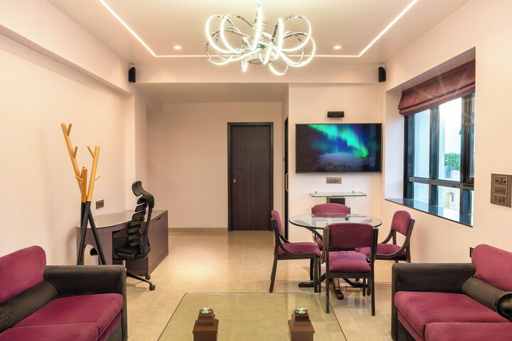 Room 29 of 53
