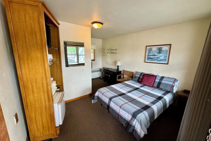 1 Double Bed (7 of 14)