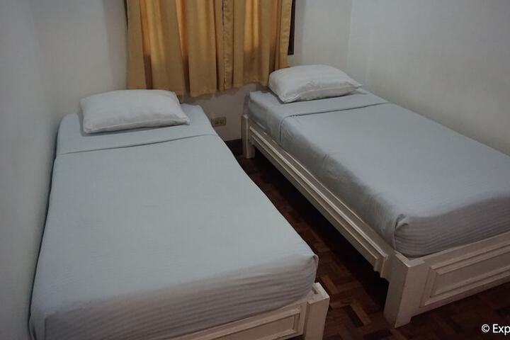 Room 29 of 83
