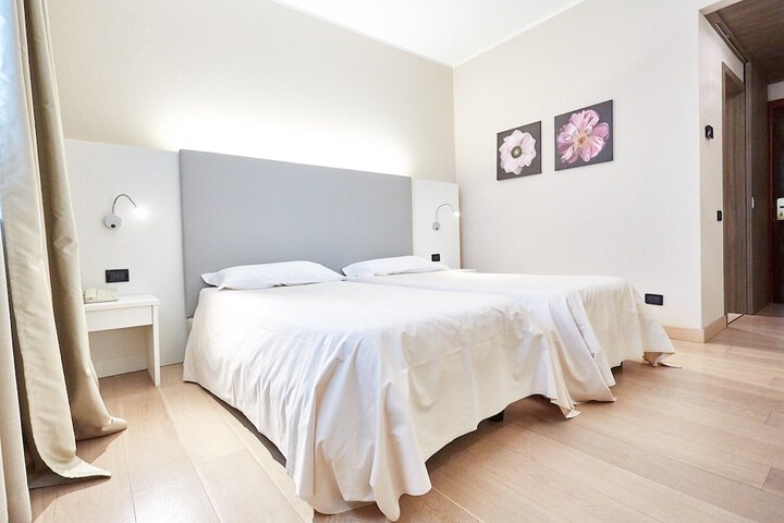 Room 7 of 21