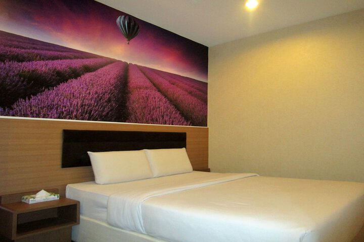 Room 7 of 36