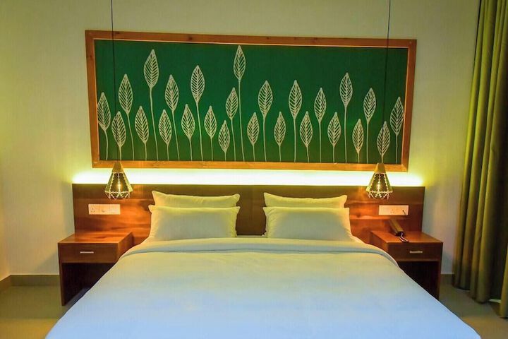 Room 4 of 35