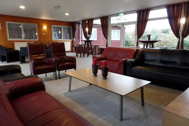 Group Accommodation at 1km From the North Sea