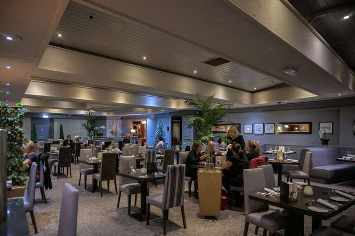 Dining Photos