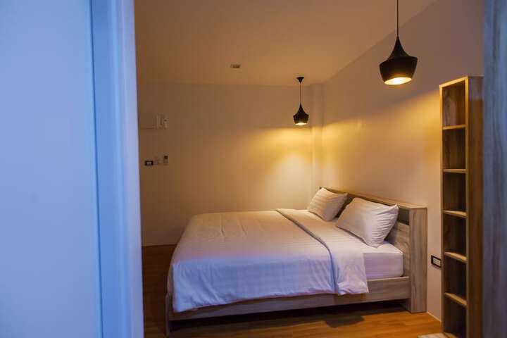 Room 10 of 52
