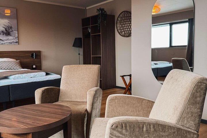 Room 8 of 14