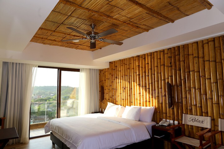 Room 34 of 170