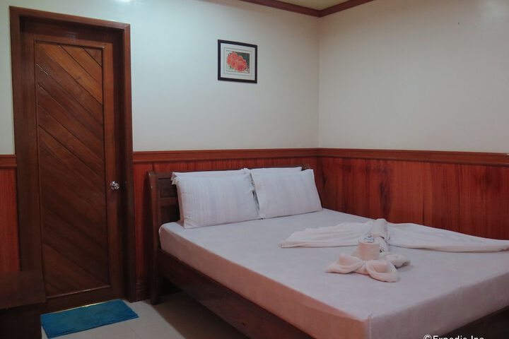 Room 10 of 51
