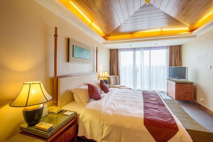Room 7 of 50