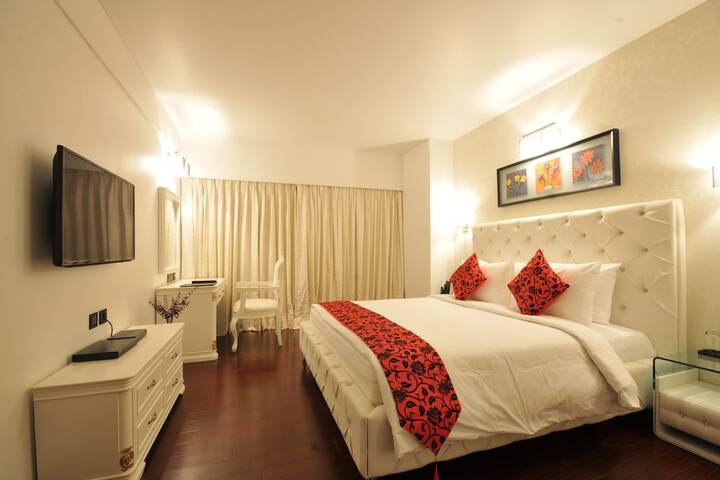 Room 9 of 63
