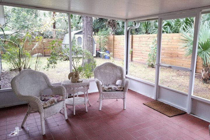 Room 16 of 27