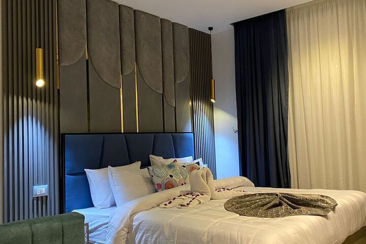 Room 64 of 135