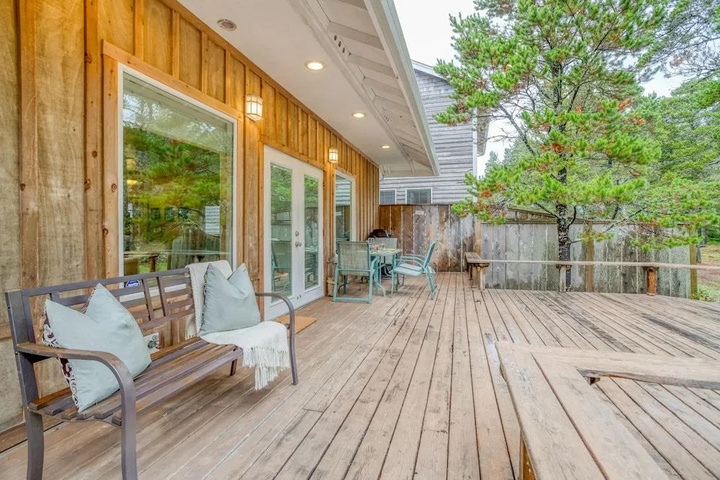 Terrace/Patio 6 of 23