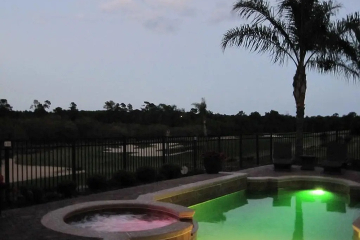 Pool 13 of 22