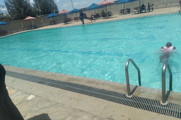 Pool 19 of 55