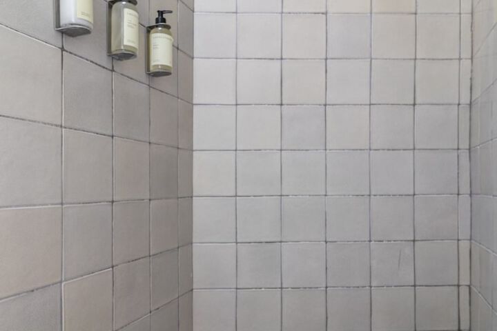 Room 108 of 148