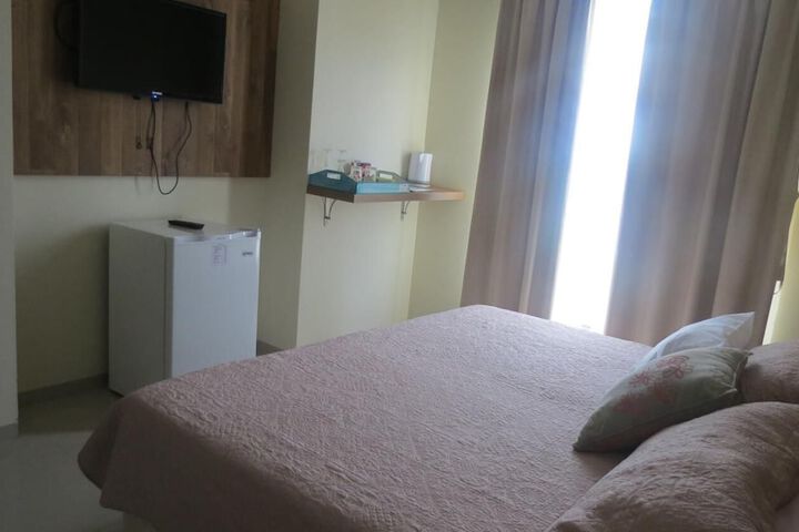 Room 12 of 48