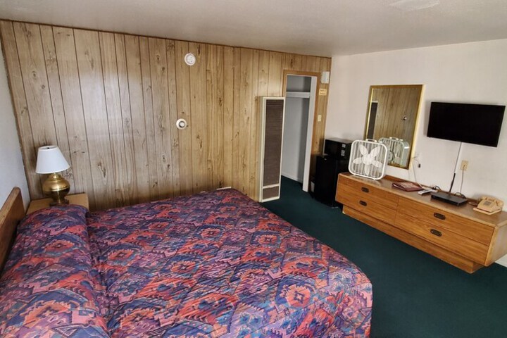 Room 7 of 57