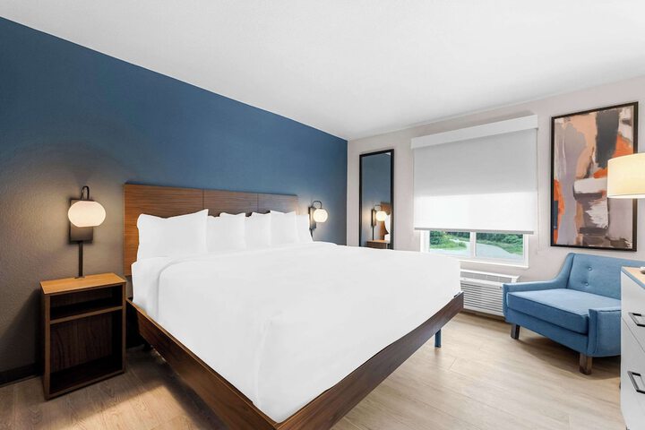 Suite 2 Queen Beds (8 of 14)