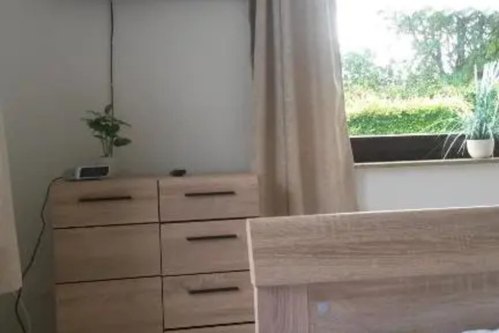 Room 3 of 3