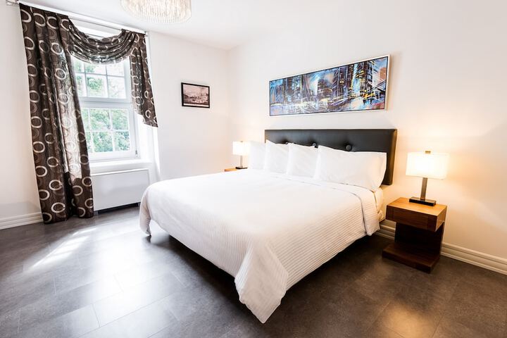 Room 8 of 31