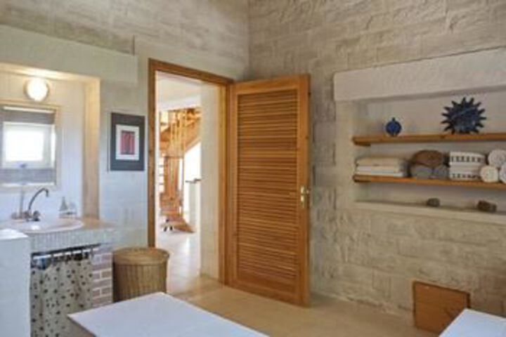 Room 4 of 26