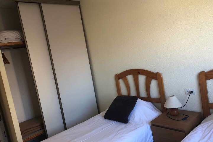 Room 2 of 47