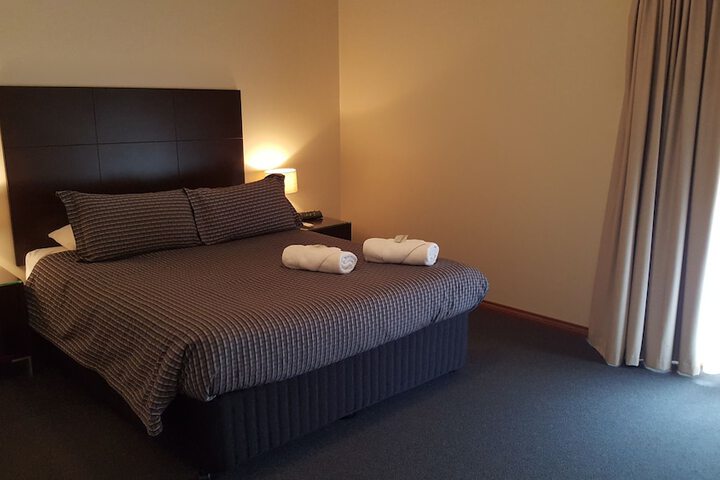 Room 19 of 37