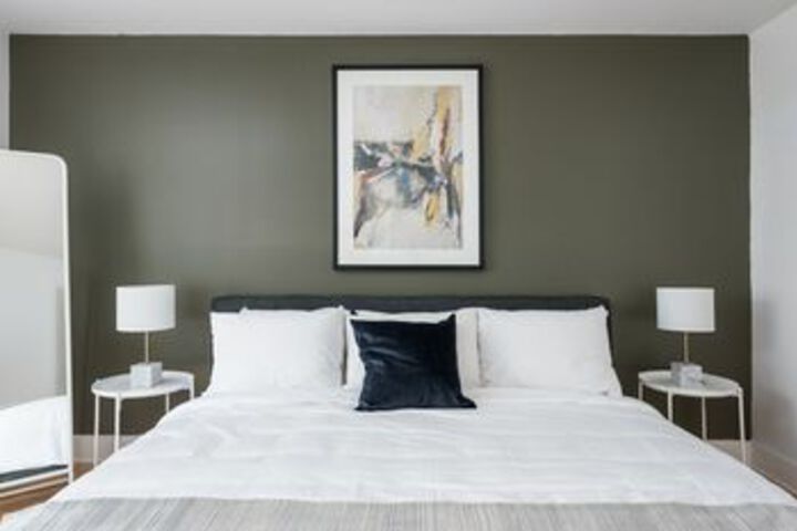 Room 18 of 47