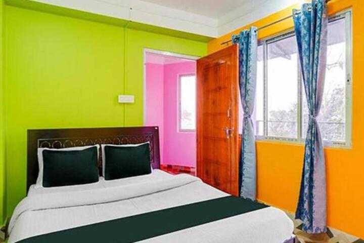 Hotel O Alia Homestay