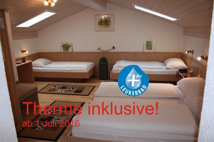 Room 3 of 64