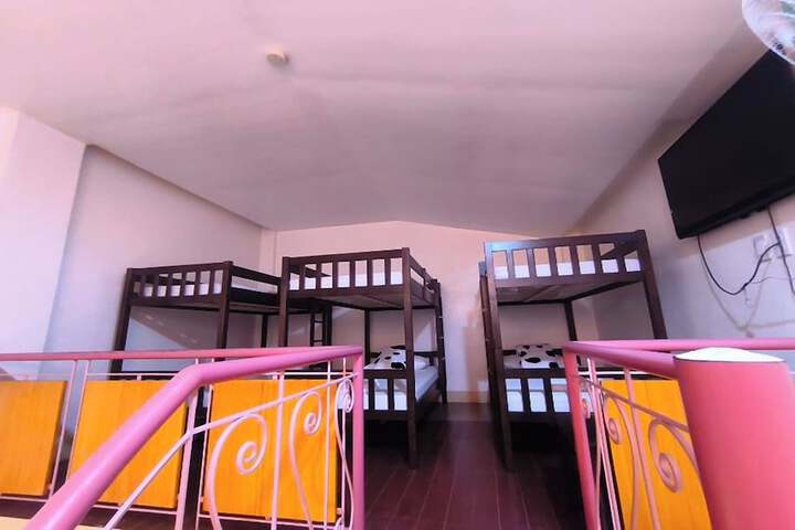 Room 5 of 41