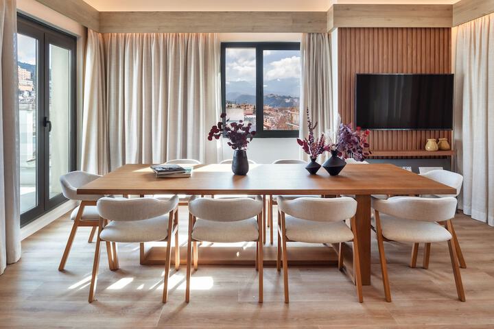 Room 32 of 119