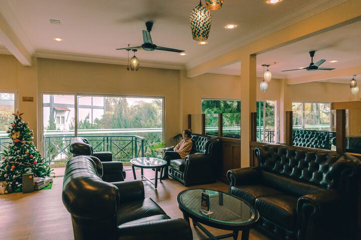 Hotel Interior 4 of 56