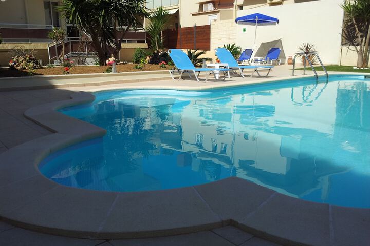 Pools & Facilities