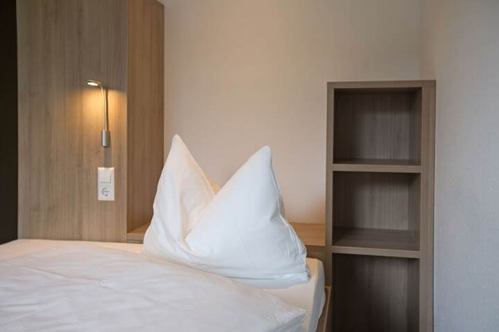 Room 11 of 23