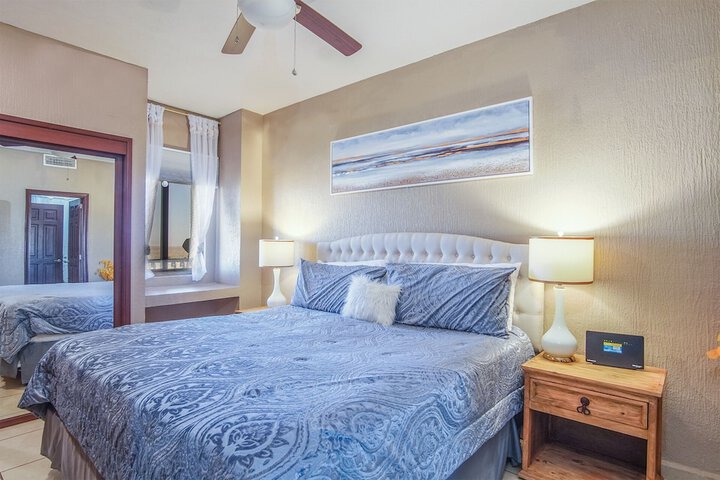 Room 27 of 599