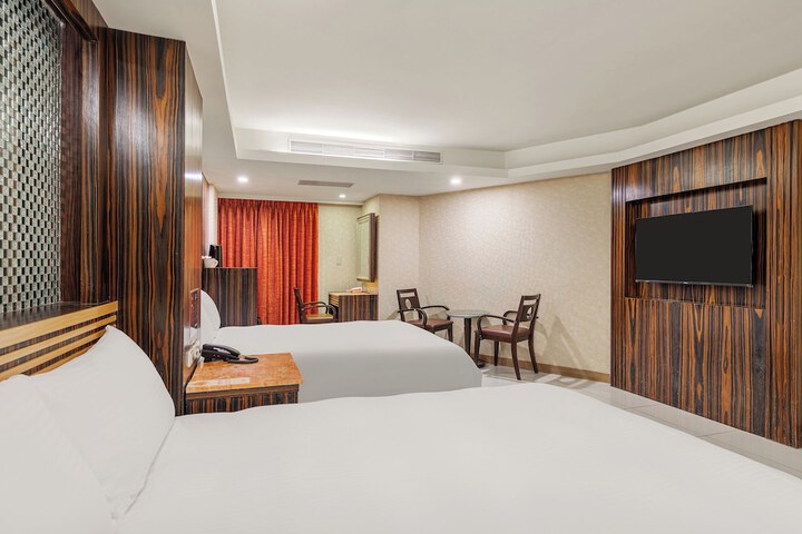 Room 40 of 100